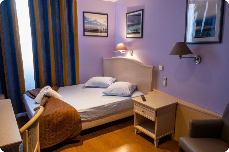 Hostel in nice - Antares Hostel Nice Officiel - Twin Room Private 4